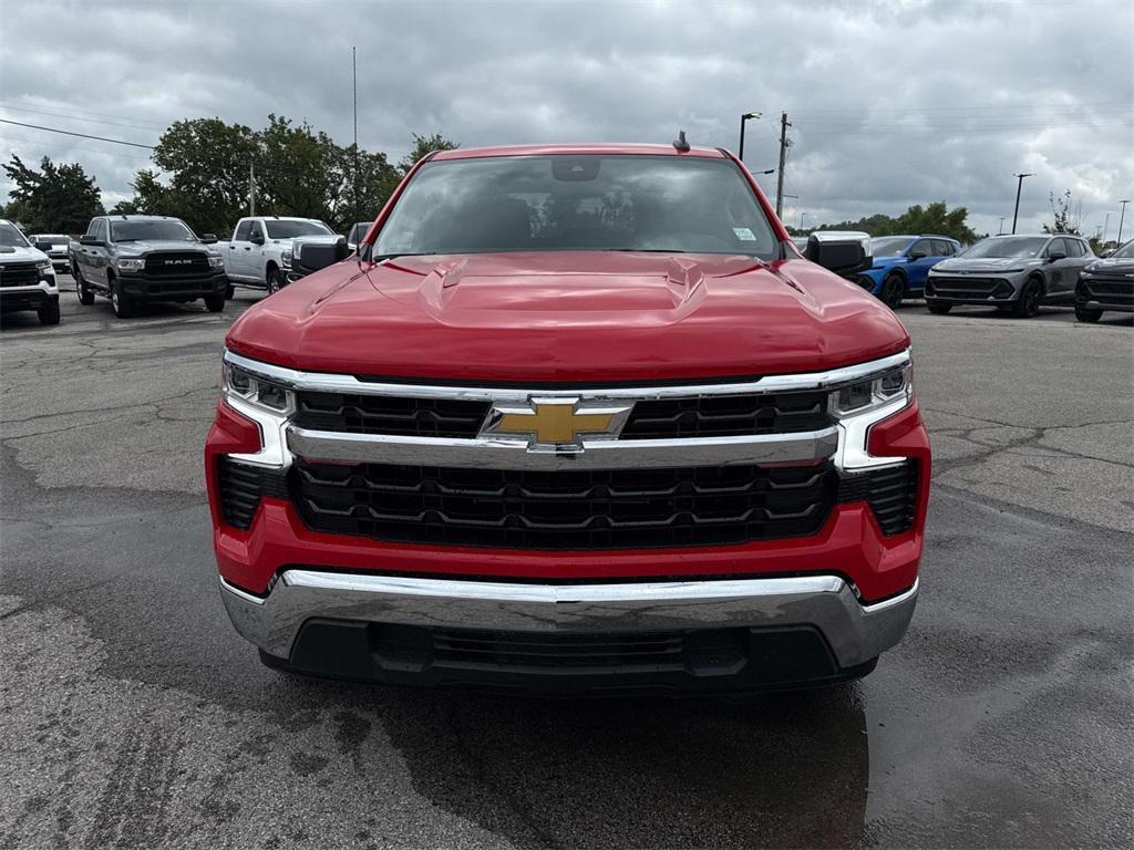 new 2026 Chevrolet Silverado 1500 car, priced at $42,995