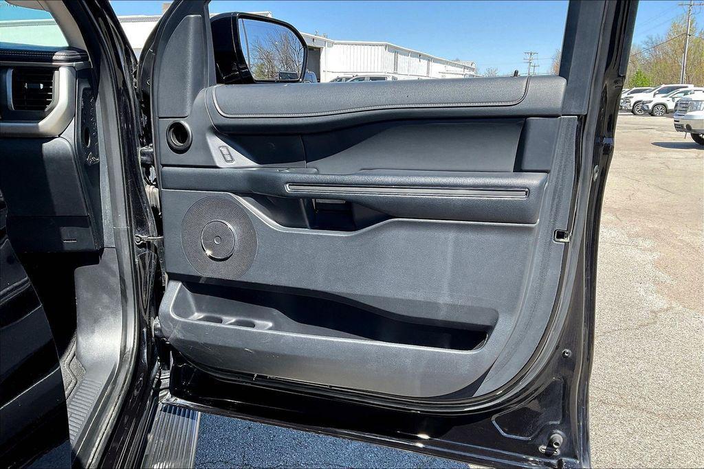 used 2024 Ford Expedition Max car, priced at $39,924