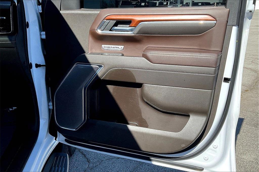 used 2022 GMC Sierra 1500 car, priced at $50,842