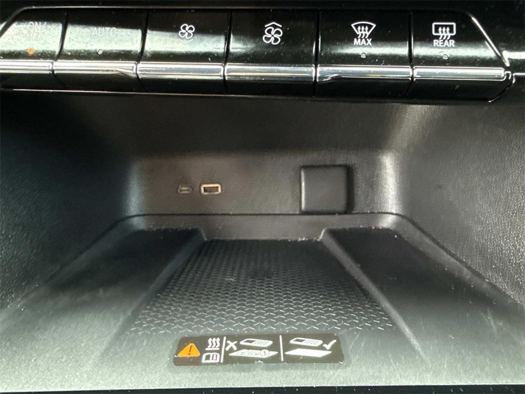 used 2026 Chevrolet Traverse car, priced at $37,893