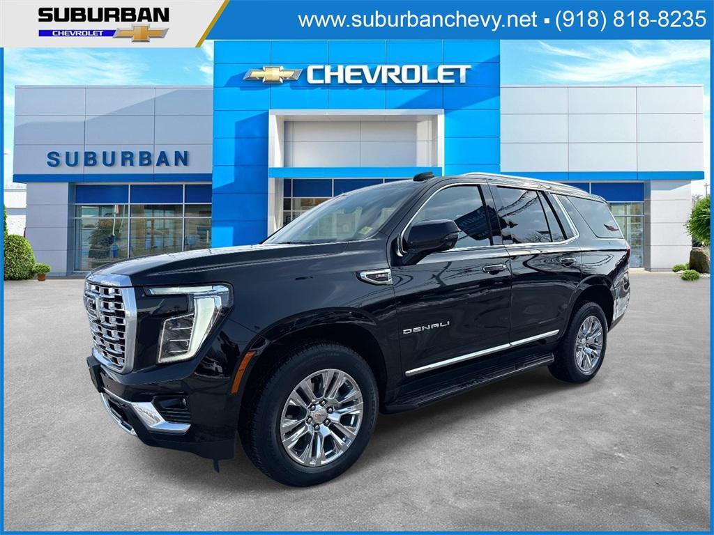 used 2025 GMC Yukon car, priced at $69,812
