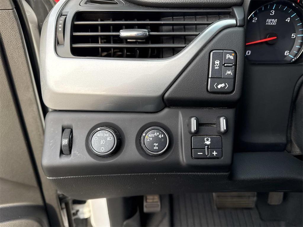 used 2020 Chevrolet Suburban car, priced at $27,000