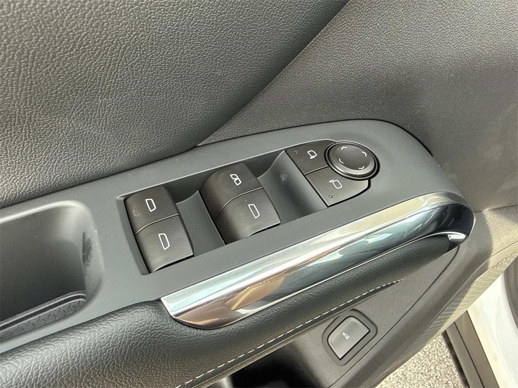 new 2026 Chevrolet Traverse car, priced at $43,301