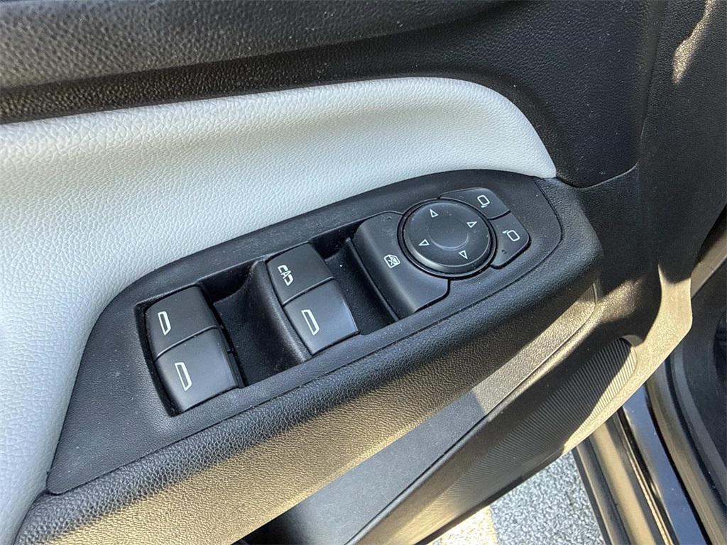 used 2019 Chevrolet Equinox car, priced at $11,800