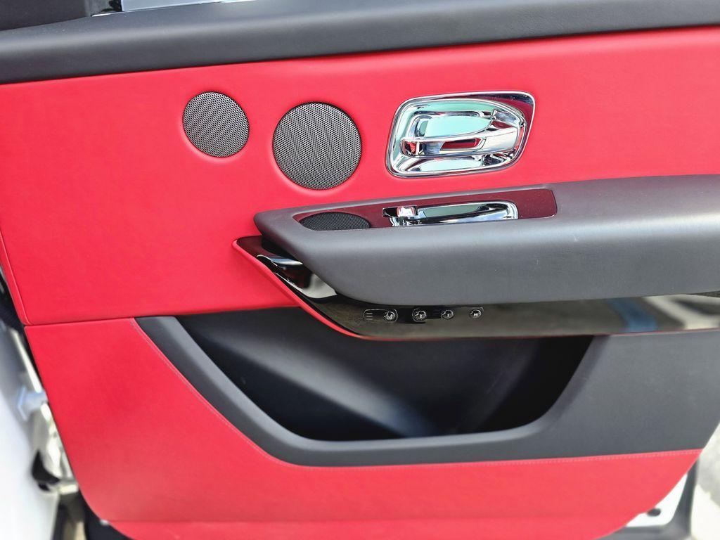 used 2022 Rolls-Royce Cullinan car, priced at $278,991