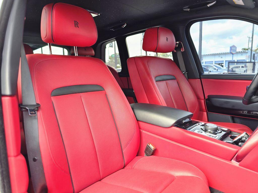 used 2022 Rolls-Royce Cullinan car, priced at $278,991