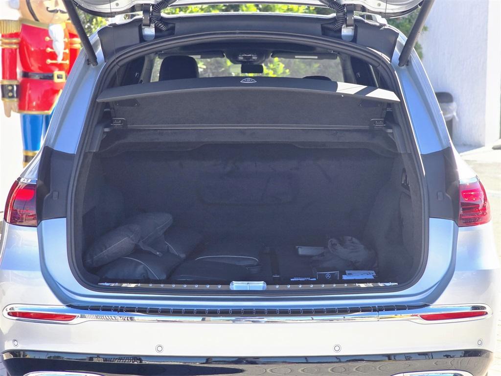 used 2026 Mercedes-Benz Maybach GLS 600 car, priced at $169,990