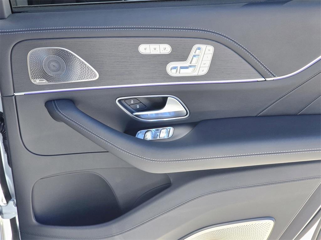 used 2026 Mercedes-Benz Maybach GLS 600 car, priced at $169,990