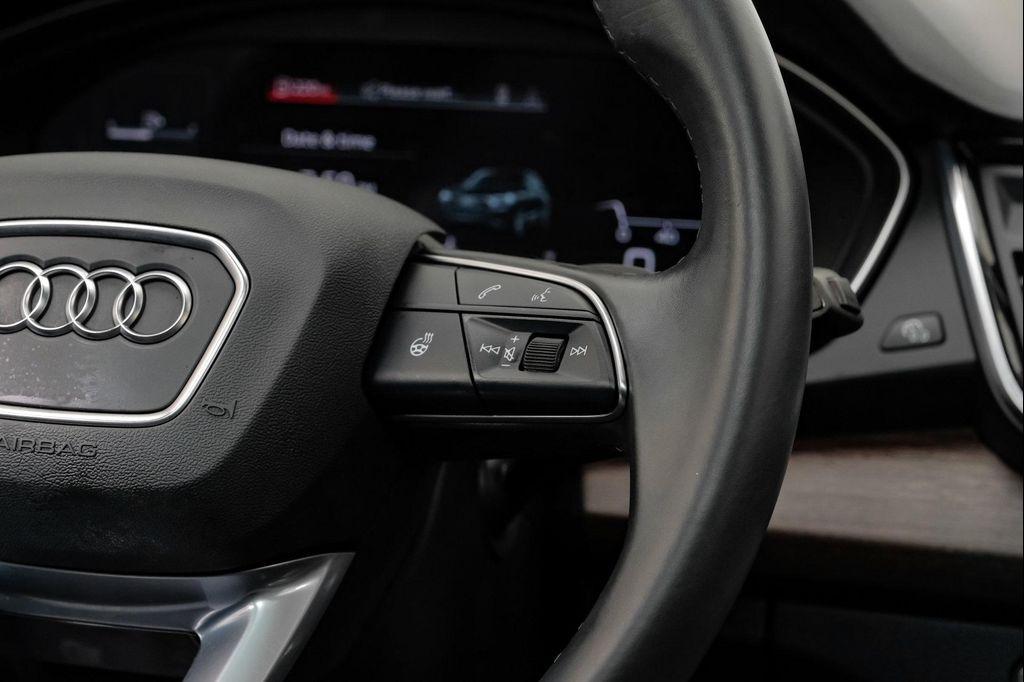 Audi Q5 view 22