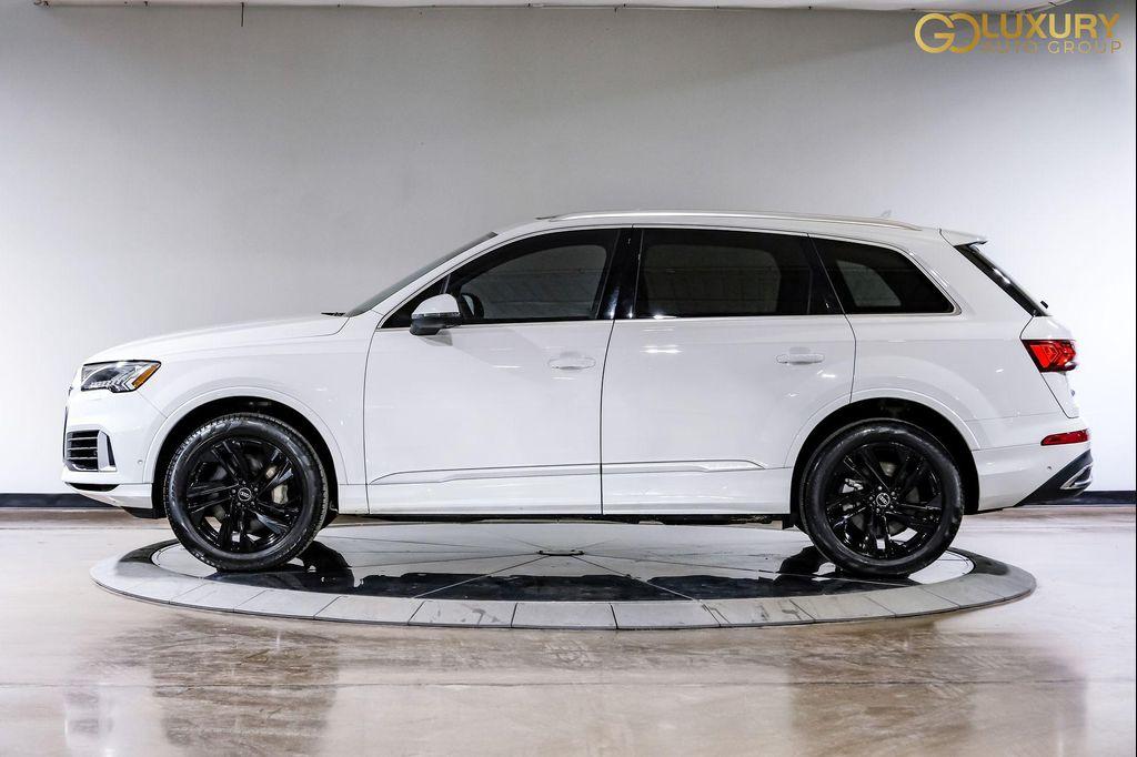 used 2023 Audi Q7 car, priced at $41,887