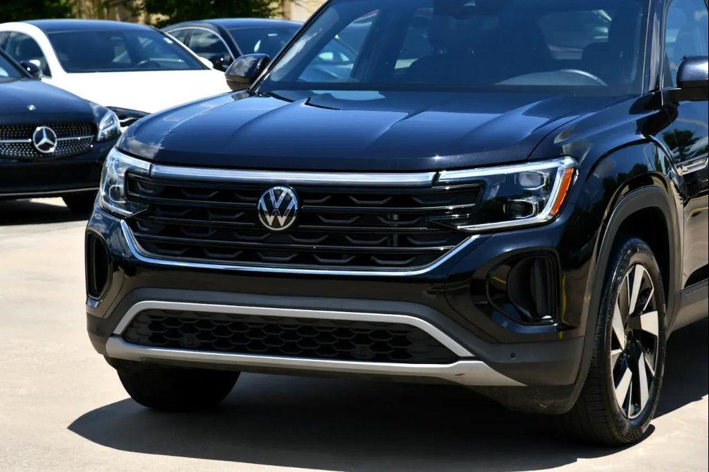 used 2024 Volkswagen Atlas Cross Sport car, priced at $29,900