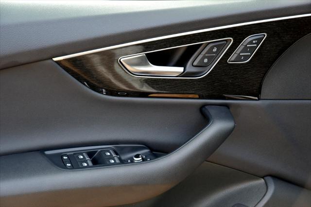 used 2021 Audi Q7 car, priced at $31,900