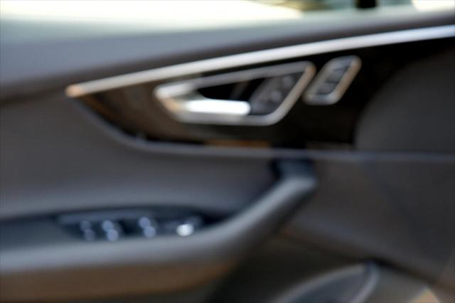 used 2021 Audi Q7 car, priced at $31,900