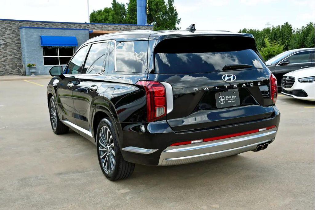 used 2024 Hyundai Palisade car, priced at $38,898