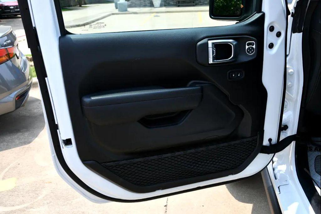 used 2025 Jeep Wrangler car, priced at $43,500