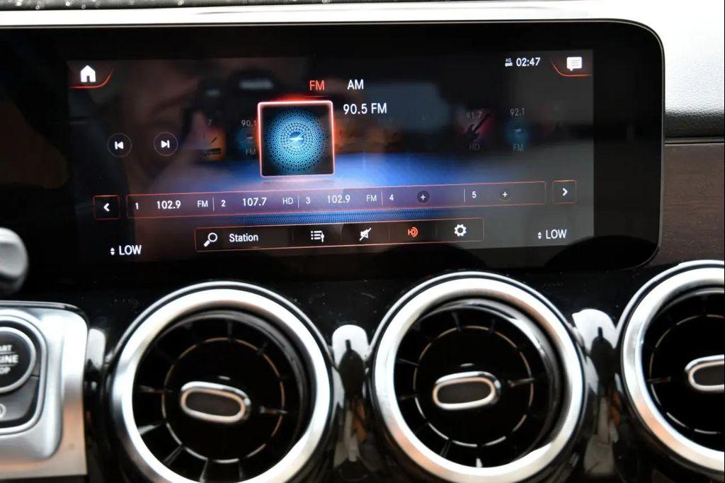 used 2022 Mercedes-Benz GLB 250 car, priced at $25,500