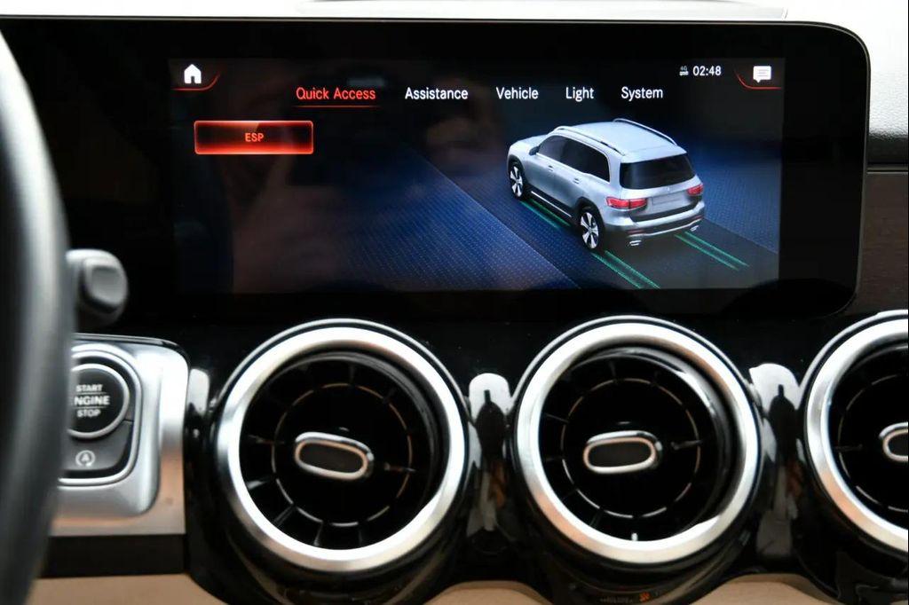 used 2022 Mercedes-Benz GLB 250 car, priced at $25,500