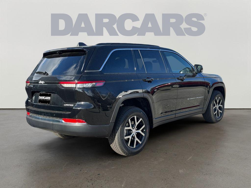 new 2025 Jeep Grand Cherokee car, priced at $44,900