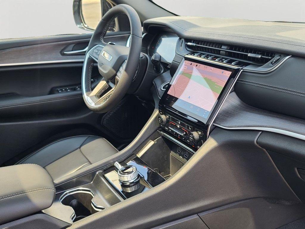 new 2025 Jeep Grand Cherokee L car, priced at $47,055