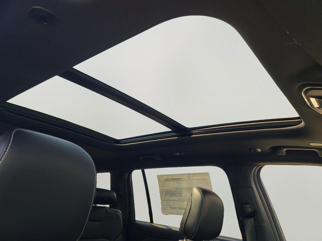 new 2025 Jeep Grand Cherokee L car, priced at $47,055