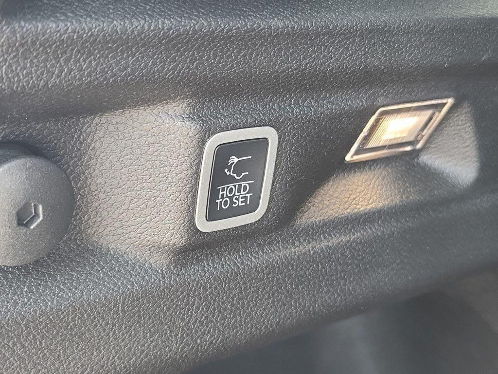 new 2025 Jeep Grand Cherokee L car, priced at $47,055