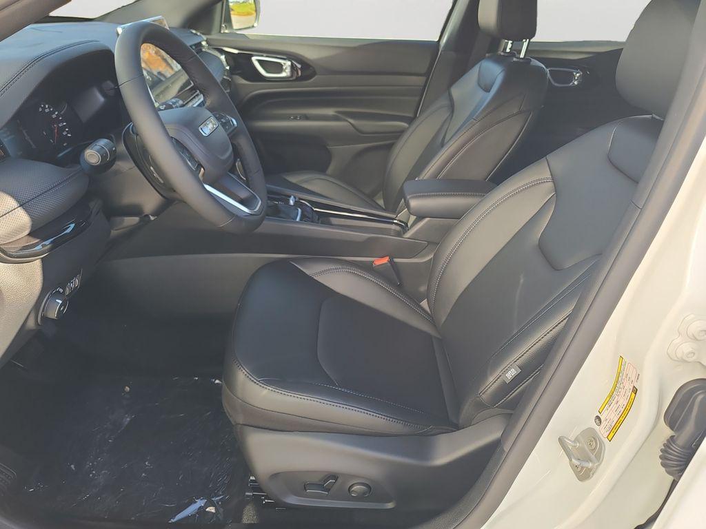 new 2026 Jeep Compass car, priced at $33,000