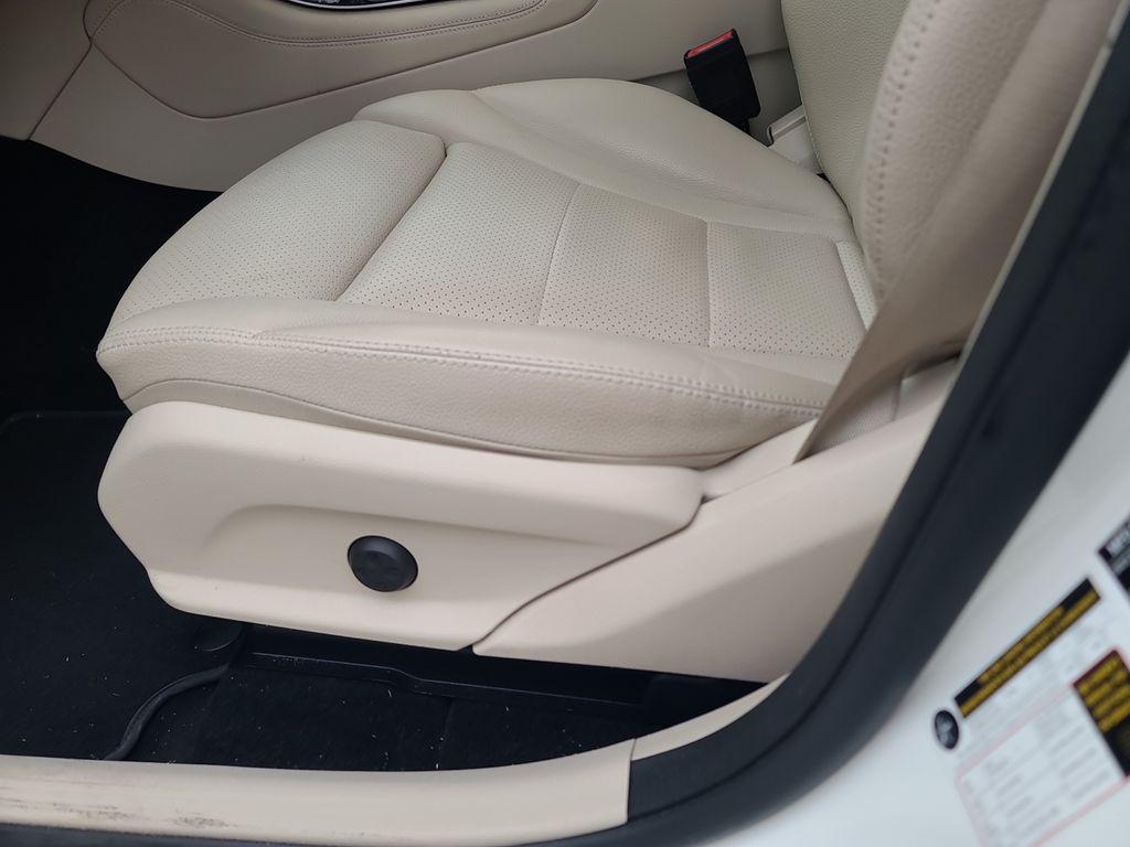 used 2021 Mercedes-Benz GLC 300 car, priced at $23,925