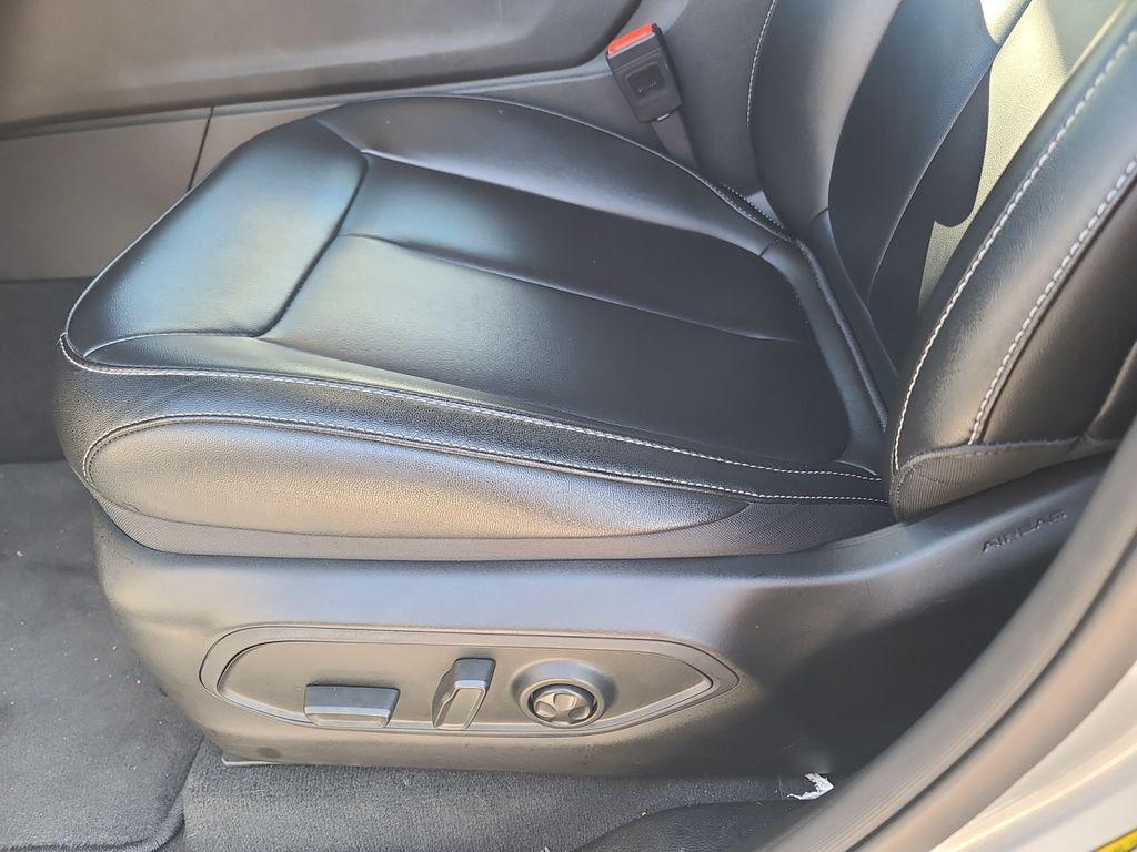 used 2024 Jeep Grand Cherokee car, priced at $33,480