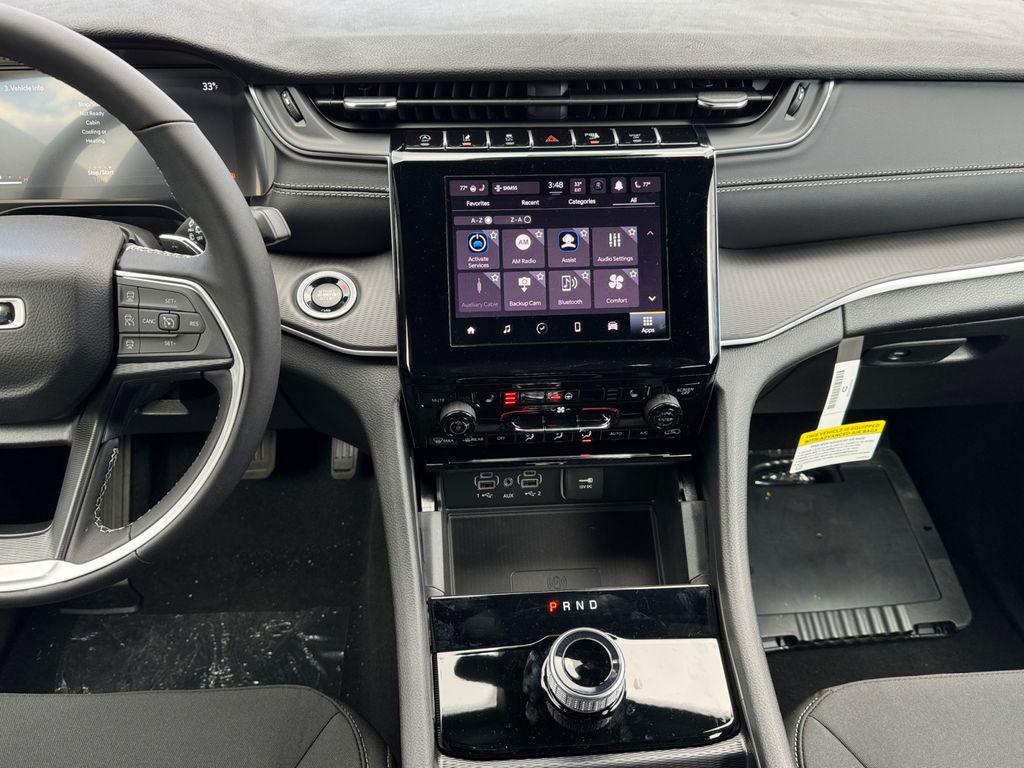 new 2025 Jeep Grand Cherokee car, priced at $36,500