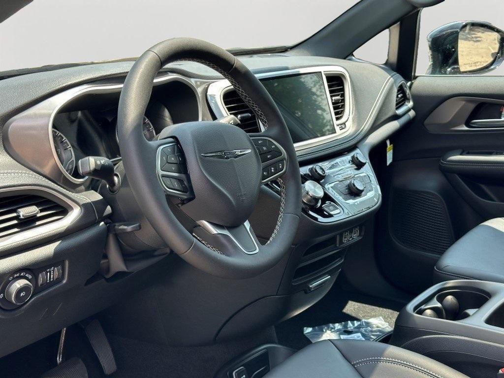 new 2025 Chrysler Pacifica car, priced at $44,000