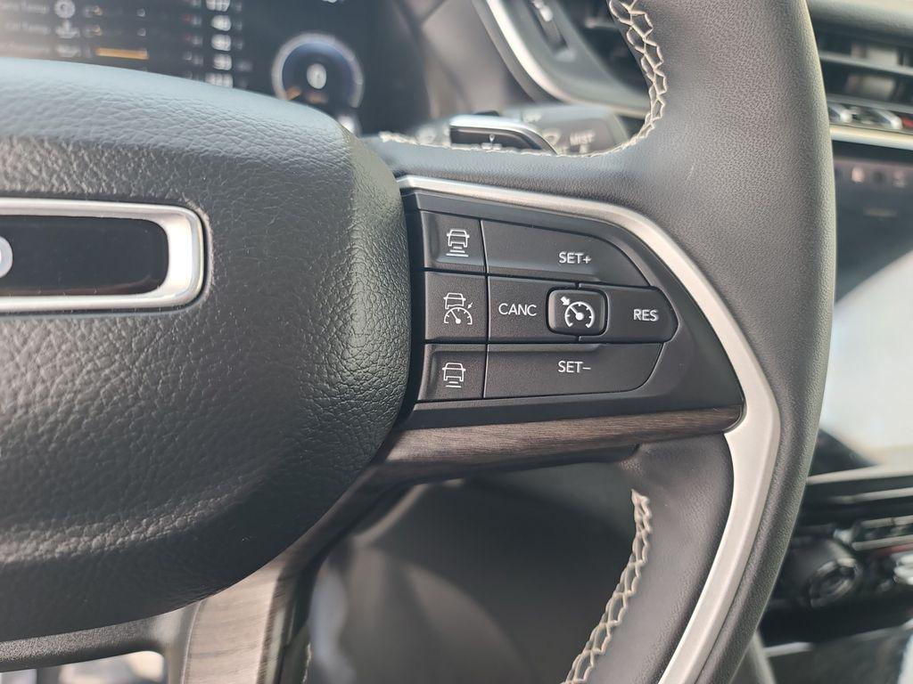 used 2023 Jeep Grand Cherokee car, priced at $31,994