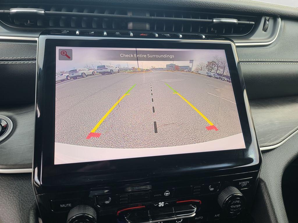 used 2023 Jeep Grand Cherokee car, priced at $31,994