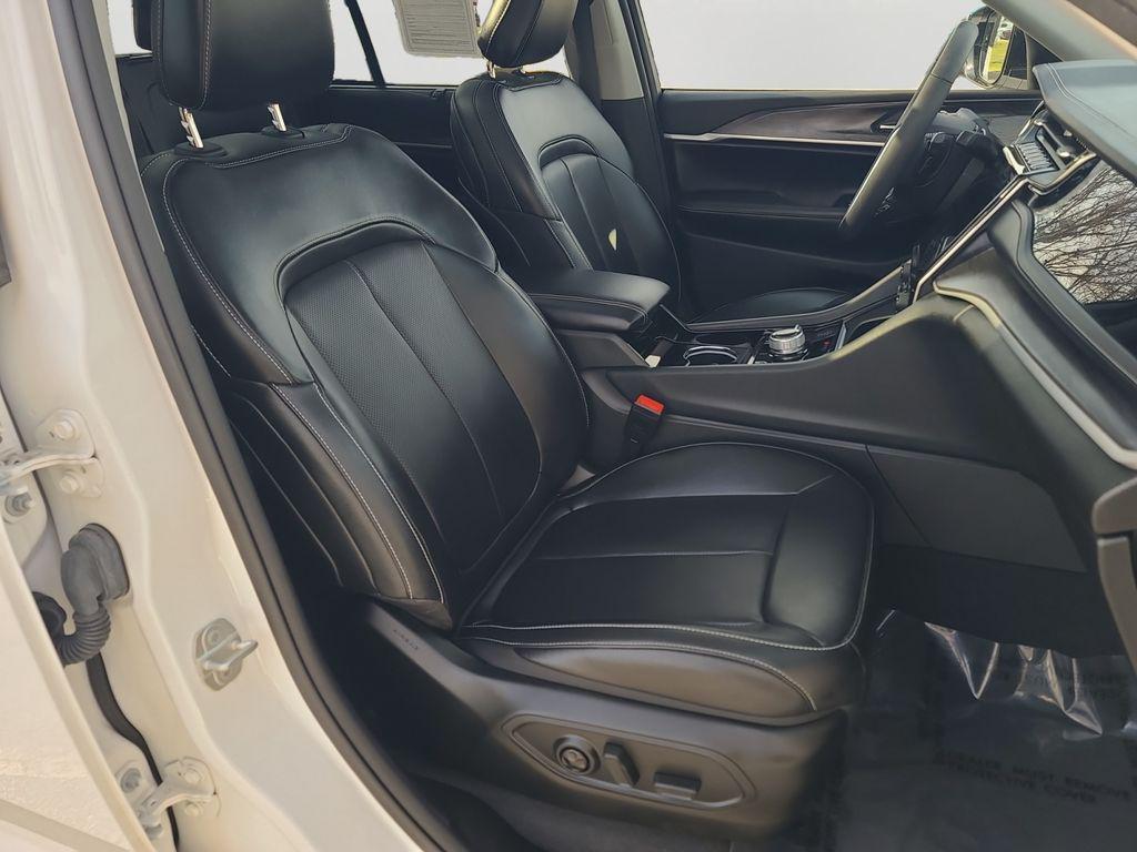 used 2023 Jeep Grand Cherokee 4xe car, priced at $28,800