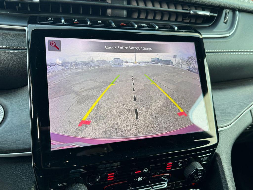 used 2024 Jeep Grand Cherokee car, priced at $33,700