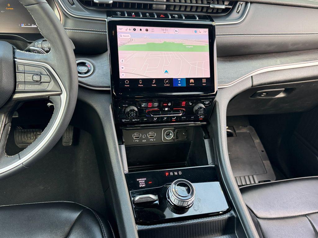 used 2024 Jeep Grand Cherokee car, priced at $33,700