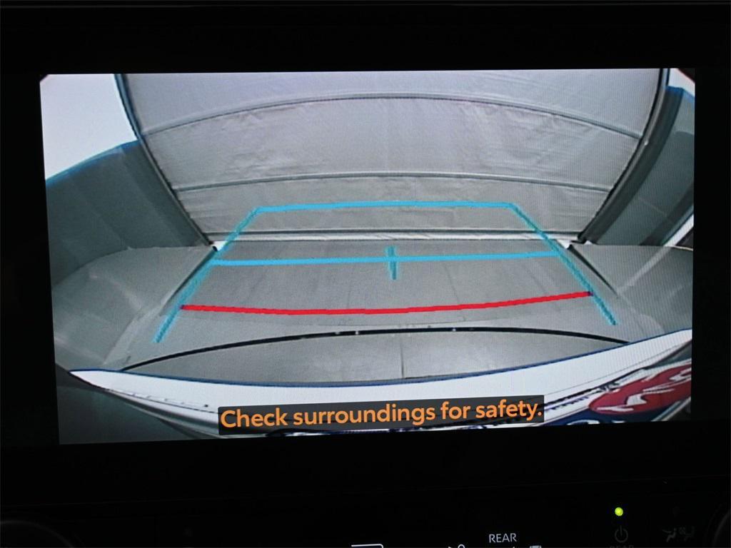 used 2023 Toyota Highlander car, priced at $38,500