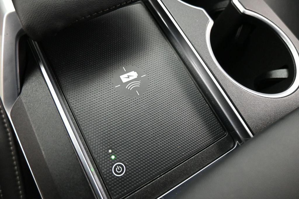used 2022 Acura MDX car, priced at $33,500