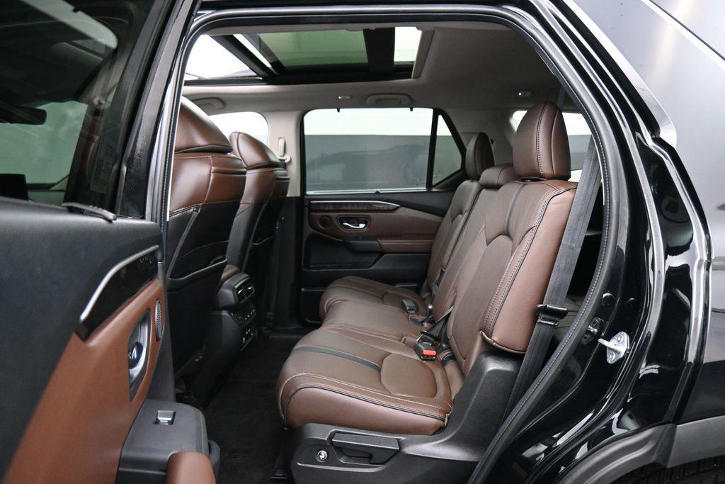 used 2024 Honda Pilot car, priced at $44,250