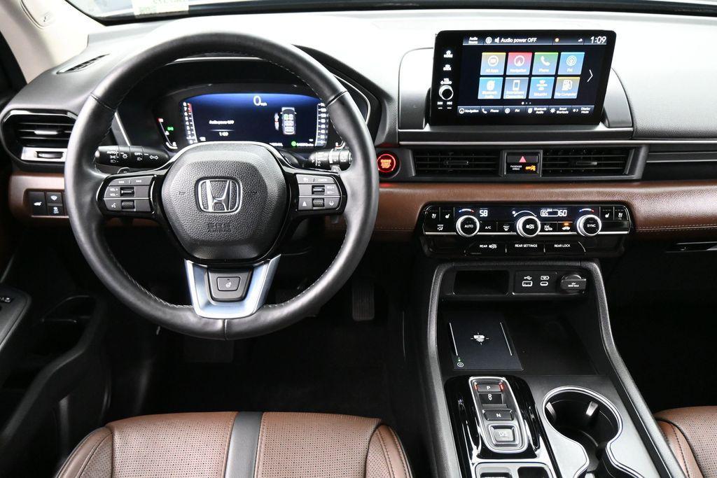 used 2024 Honda Pilot car, priced at $44,250