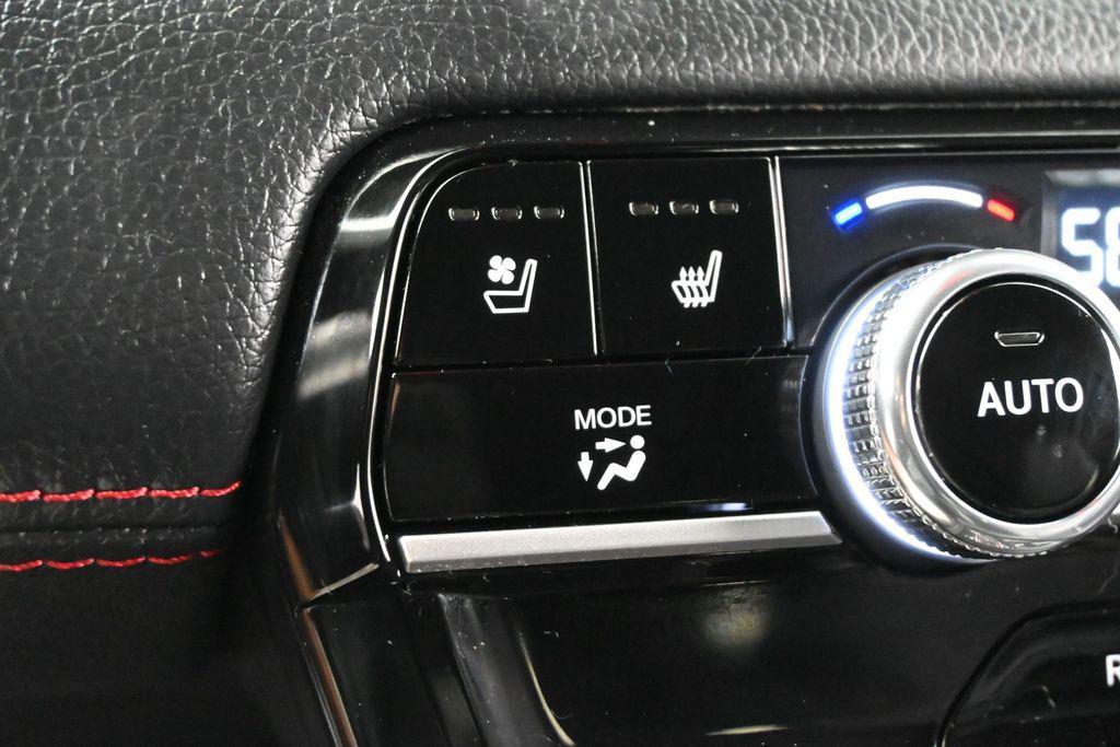 used 2025 Honda Pilot car, priced at $50,500