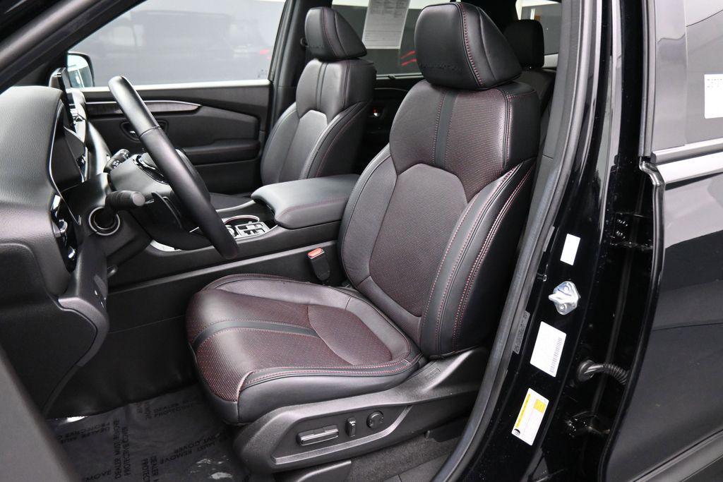 used 2025 Honda Pilot car, priced at $50,500