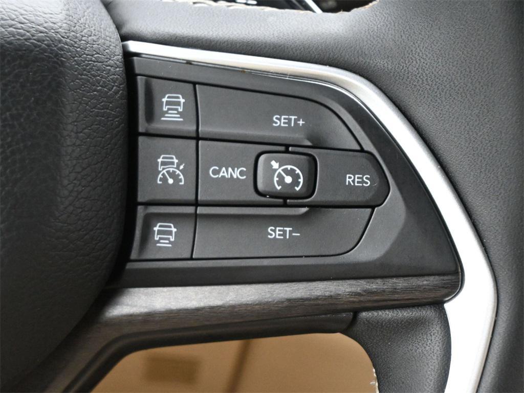 used 2024 Jeep Grand Cherokee car, priced at $31,000