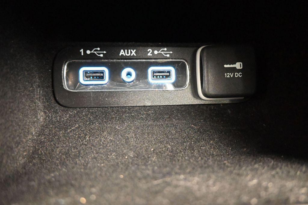used 2021 Jeep Grand Cherokee car, priced at $18,500