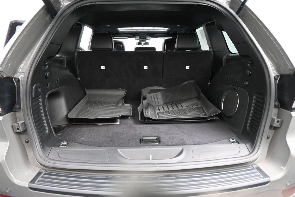 used 2021 Jeep Grand Cherokee car, priced at $18,500