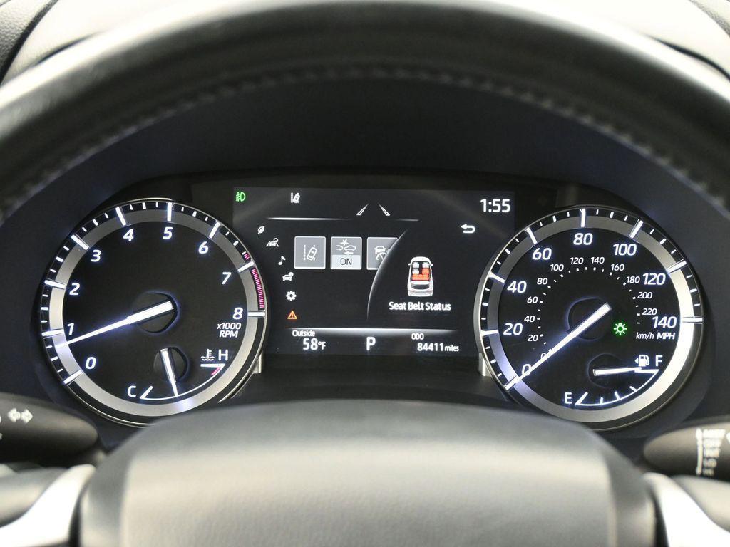 used 2022 Toyota Highlander car, priced at $30,750