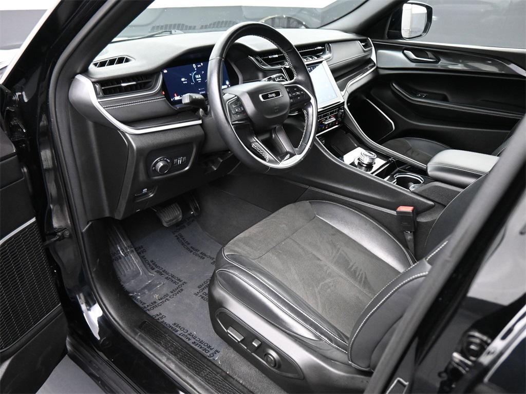 used 2022 Jeep Grand Cherokee car, priced at $29,000