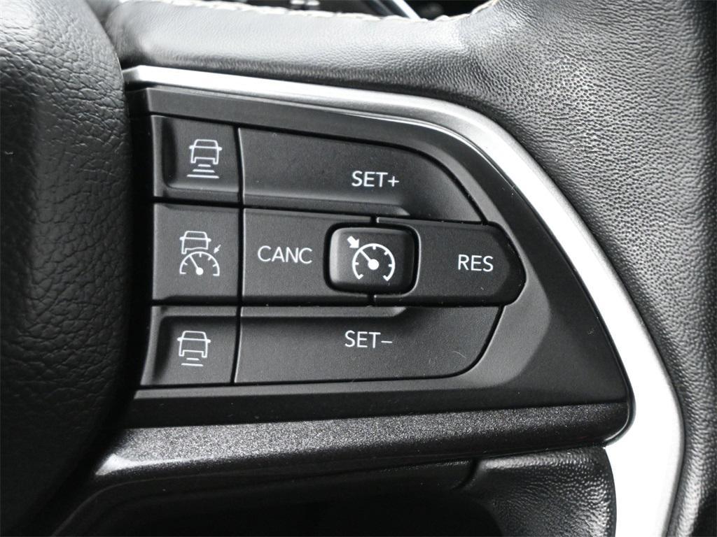 used 2022 Jeep Grand Cherokee car, priced at $29,000