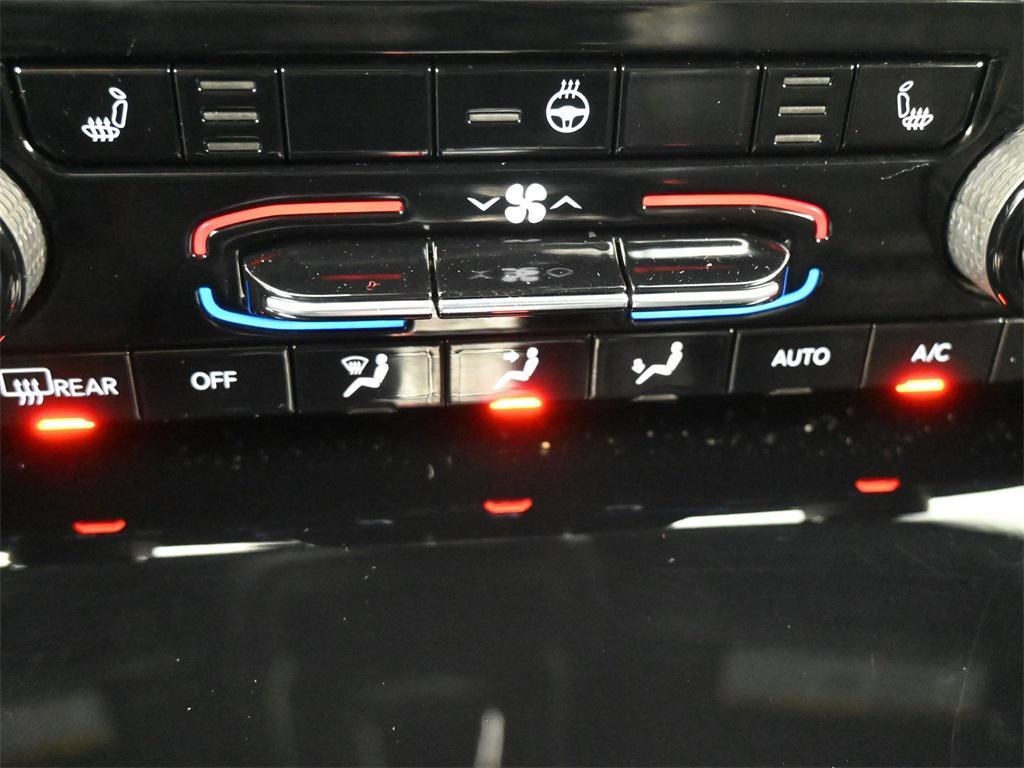 used 2022 Jeep Grand Cherokee car, priced at $29,000