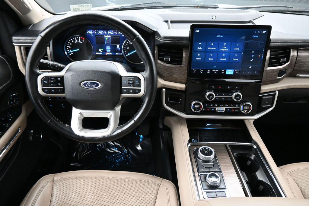 used 2024 Ford Expedition car, priced at $49,000
