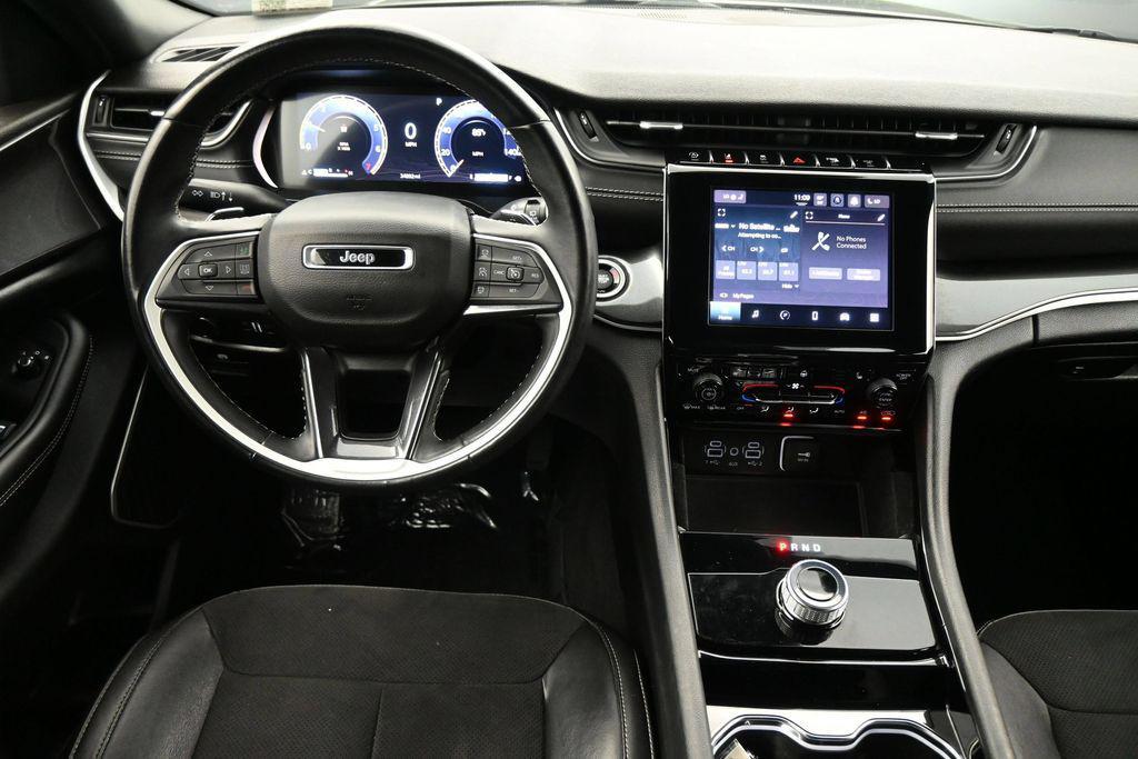 used 2022 Jeep Grand Cherokee car, priced at $30,000